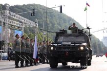 Veľkolepá vojenská prehliadka súčasťou osláv 80. výročia Slovenského národného povstania