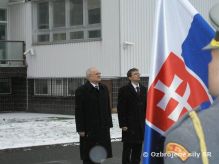 Prezident SR navštívil MO SR. Veliaca premiéra pplk. Romana Grnáča.