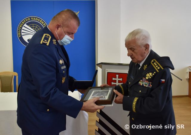 Vojnový veterán armádny generál Emil Boček na návšteve Slovenska