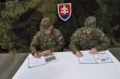 Slávnostný nástup príslušníkov 12. mechanizovaného práporu pri príležitosti prevzatia funkcie veliteľa práporu