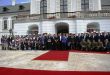 Na nádvorí Prezidentského paláca zabezpečili slávnostný privítací ceremoniál príslušníci Čestnej stráže prezidenta Slovenskej republiky (ČS PSR).