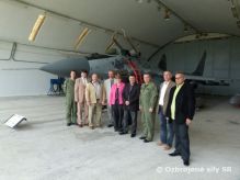 Predstavitelia miestnych samospr�v nav�t�vili leteck� z�klad�u Slia�