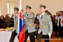 TASR: „Po návrate z misií privítali v 5. pluku špeciálneho určenia v Žiline 48 vojakov“