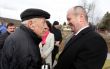 Minister obrany P. Gajdoš si uctil pamiatku rumunských vojakov v obci Senohrad a pri pamätníku v Centre výcviku Lešť