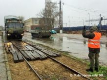 Výcvik v preprave po železnici seredských ženistov