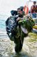 Policajti, špeciáli a hasiči na Mare VII
